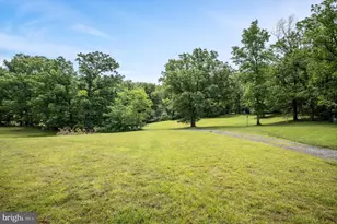 1003 Lakeview Dr, Cross Junction, VA 22625 - Photo 112