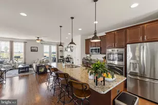 144 Solara Dr, Winchester, VA 22602 - Photo 10