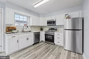 315 Copperfield Ln, Winchester, VA 22602 - Photo 10