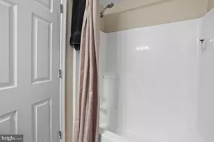 315 Copperfield Ln, Winchester, VA 22602 - Photo 16