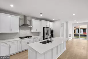 100 Keystone Ln, Winchester, VA 22603 - Photo 6