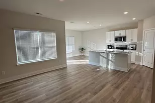 114 Haida Ln, Winchester, VA 22602 - Photo 4