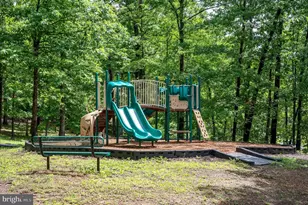 303 Northwood Cir, Cross Junction, VA 22625 - Photo 78
