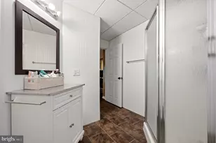 303 Northwood Cir, Cross Junction, VA 22625 - Photo 32