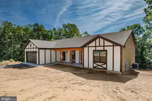 150 E 4 Seasons Dr, Gore, VA 22637 - Photo 4