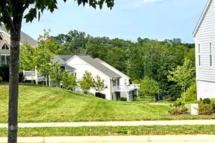 120 Nuthatch Dr, Lake Frederick, VA 22630 - Photo 2