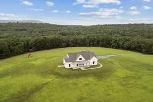 886 Middle Fork Rd, Cross Junction, VA 22625 - Photo 48