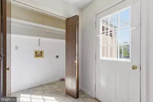 107 Little River Dr, Winchester, VA 22602 - Photo 2