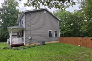 308 Fawn Dr, Winchester, VA 22602 - Photo 2