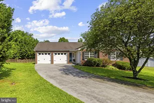 310 Goldenrod Rd, Winchester, VA 22602 - Photo 2