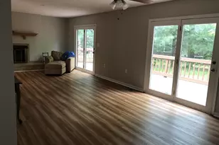 206 Fairway Cir, Cross Junction, VA 22625 - Photo 14