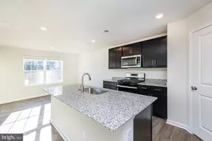 174 Hamstead Dr, Stephens City, VA 22655 - Photo 4