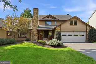 413 Masters Dr, Cross Junction, VA 22625 - Photo 2