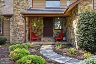 413 Masters Dr, Cross Junction, VA 22625 - Photo 4