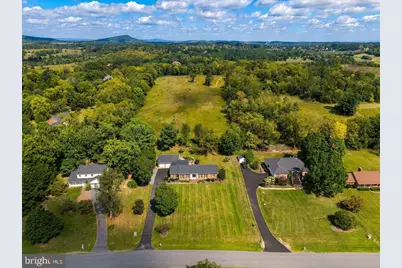 220 Greenfield Avenue, Winchester, VA 22602 - Photo 4