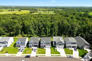 151 Nevermore Dr, Winchester, VA 22602 - Photo 2