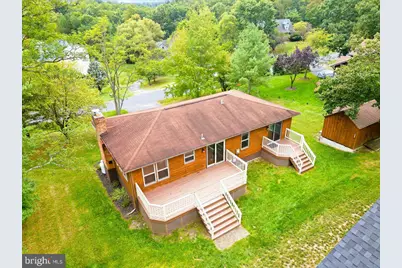 409 Sunset Circle, Cross Junction, VA 22625 - Photo 4