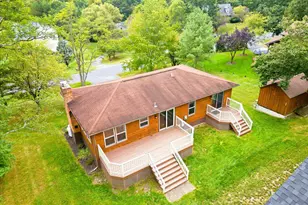 409 Sunset Cir, Cross Junction, VA 22625 - Photo 4