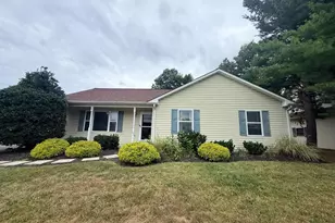 103 Elaine Dr, Winchester, VA 22602 - Photo 1