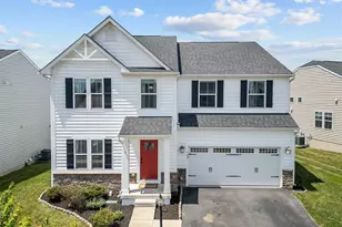 109 Emperor Dr, Lake Frederick, VA 22630 - Photo 2