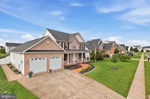 207 Cool Spring Dr, Stephens City, VA 22655 - Photo 4