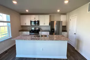 106 Medley Wy, Stephens City, VA 22655 - Photo 6