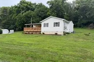 131 Cedar Hill Ln, Clear Brook, VA 22624 - Photo 2