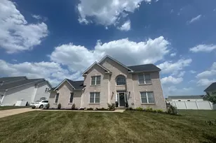 302 Clydesdale Dr, Stephens City, VA 22655 - Photo 1