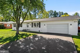 114 Princeton Dr, Winchester, VA 22602 - Photo 2