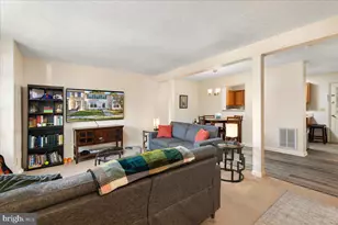 303 Sutton Ct, Winchester, VA 22601 - Photo 4