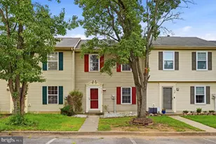 127 Georgetowne Ct, Stephens City, VA 22655 - Photo 2
