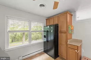 1226 Lakeview Dr, Cross Junction, VA 22625 - Photo 14