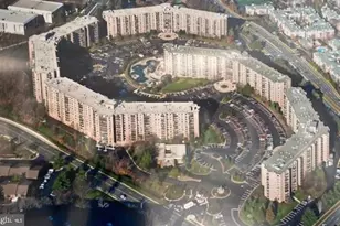 8370 Greensboro Dr, McLean, VA 22102 - Photo 14