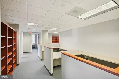 1950 Old Gallows Road, Vienna, VA 22182 - Photo 18