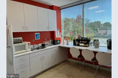 950 Herndon Parkway, Herndon, VA 20170 - Photo 6