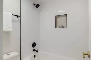 8370 Greensboro Dr, McLean, VA 22102 - Photo 26