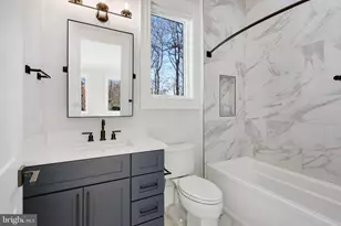 725 Lawton St, McLean, VA 22101 - Photo 92