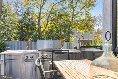 725 Lawton Street, McLean, VA 22101 - Photo 6