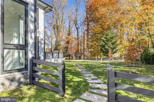 725 Lawton St, McLean, VA 22101 - Photo 26