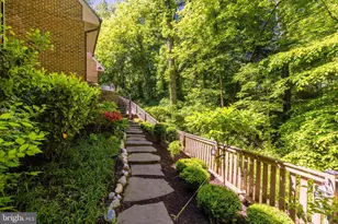 714 Belgrove Rd, McLean, VA 22101 - Photo 20