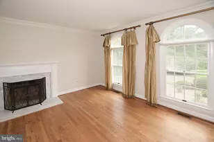 10190 Akhtamar Dr, Great Falls, VA 22066 - Photo 6