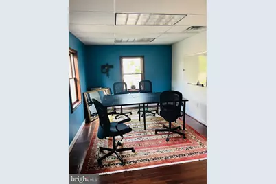 8212 Old Courthouse Road #2, Vienna, VA 22182 - Photo 4