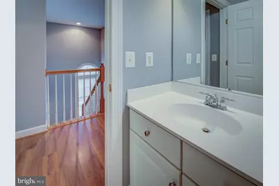 8410 Chaucer House Court, Lorton, VA 22079 - Photo 28