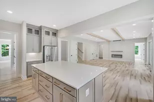 9017 Ellenwood Ln, Fairfax, VA 22032 - Photo 24