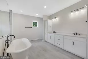 9017 Ellenwood Ln, Fairfax, VA 22032 - Photo 42