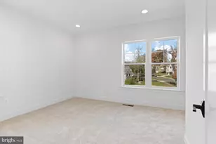 1914 Cherri Dr, Falls Church, VA 22043 - Photo 28