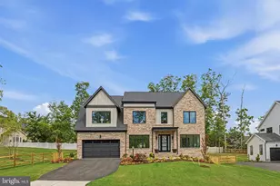 9205 Franks Pt Ln, Lorton, VA 22079 - Photo 36