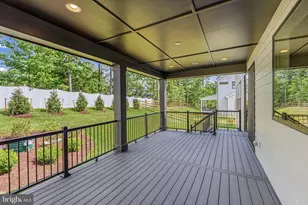 9205 Franks Pt Ln, Lorton, VA 22079 - Photo 6