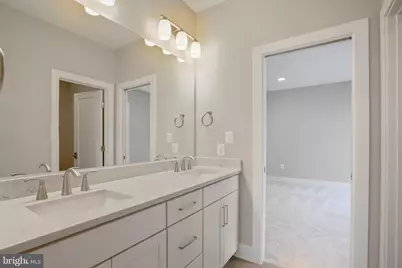 2423 Jackson Parkway, Vienna, VA 22180 - Photo 54