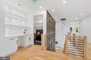 7209 Sipes Ln, Annandale, VA 22003 - Photo 18